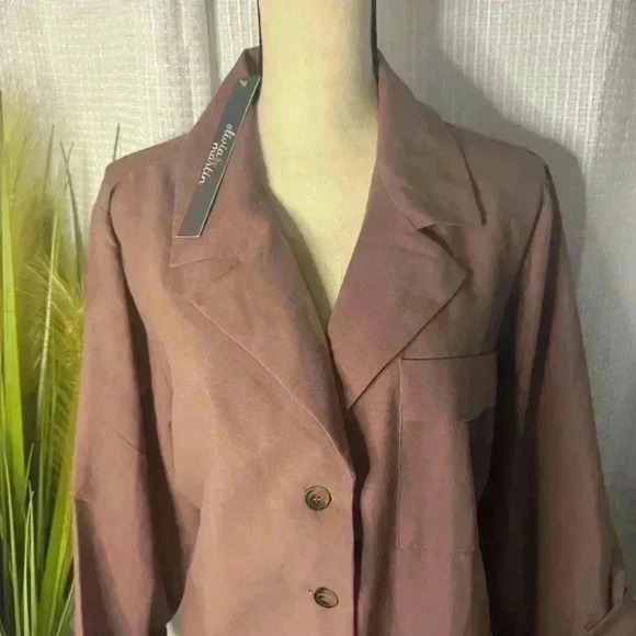 NWT Olivia & Martin Womens 3X Rust Color Lightweight 3/4 Sleeve Blazer style top - Picture 2 of 12
